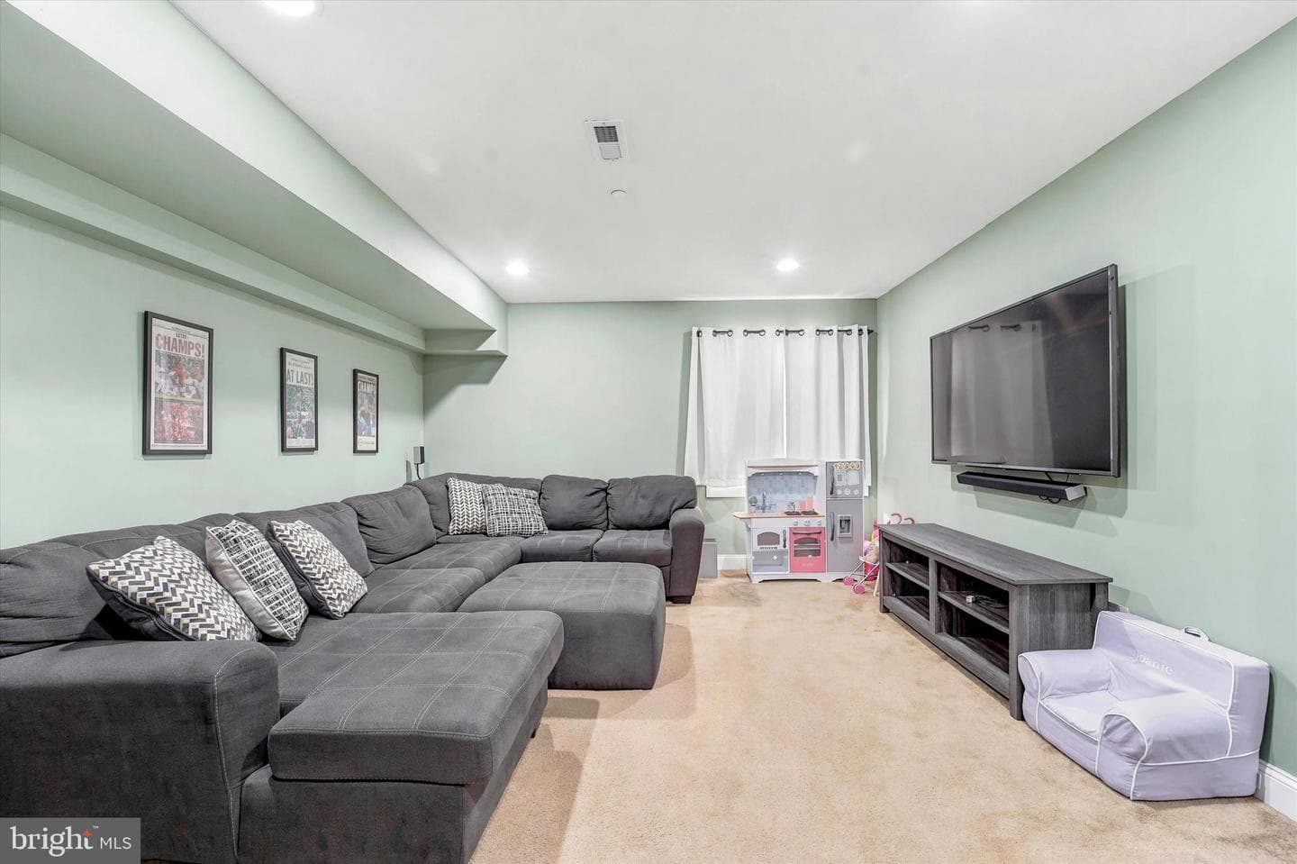2044 Annin St photo 29