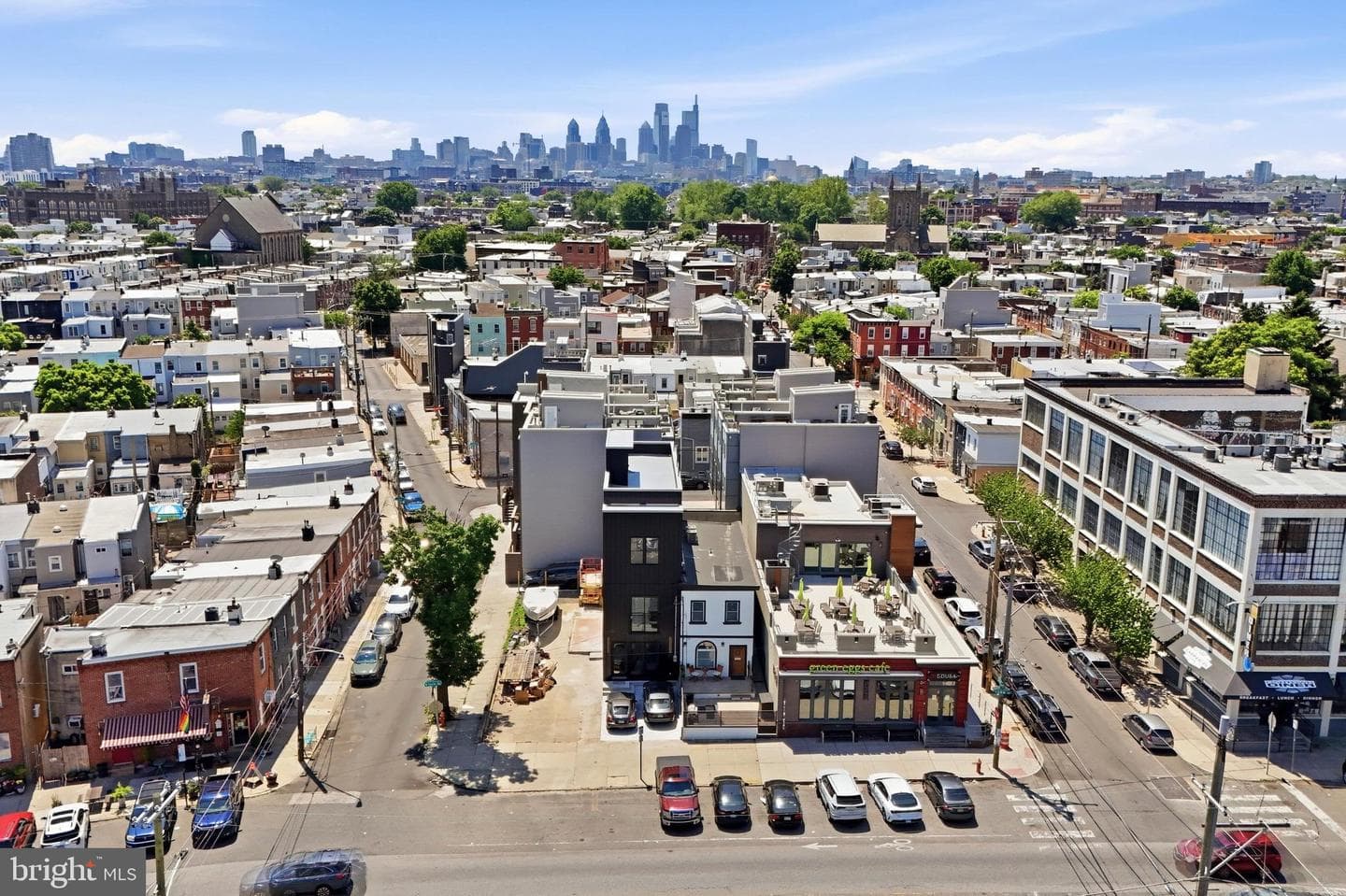2506 E York Street photo 42