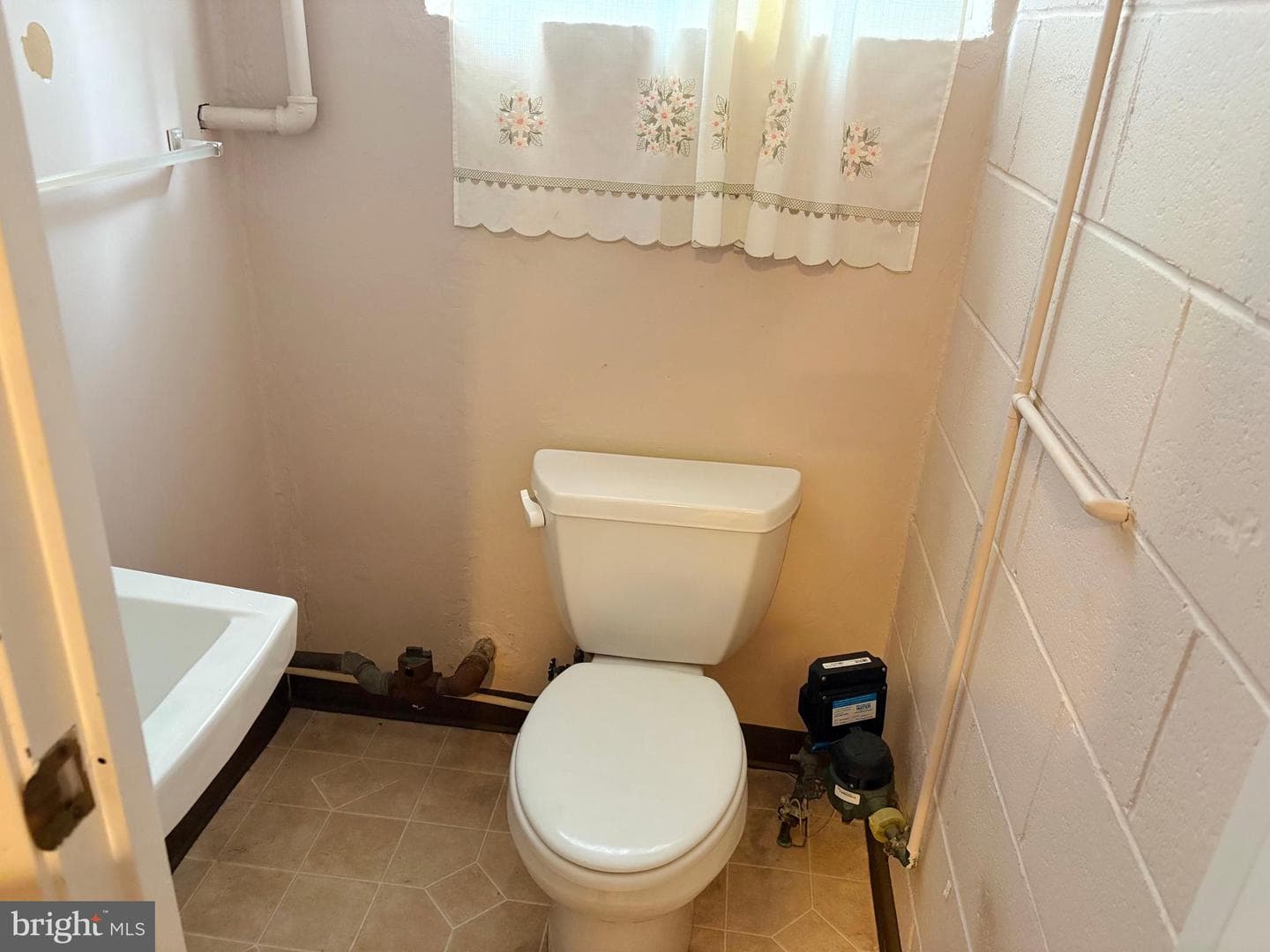 12518 Fedor Place photo 18