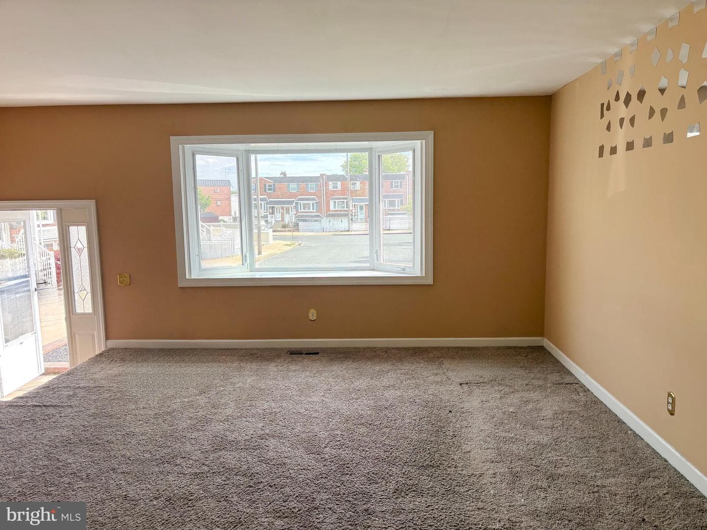 12518 Fedor Place photo 5