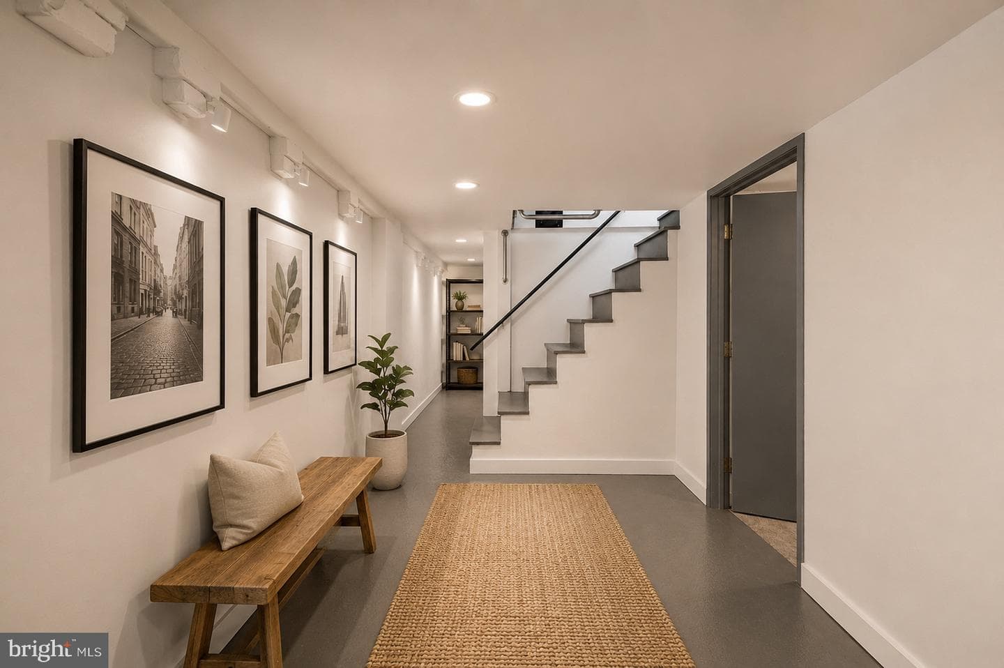 1345 E Berks Street photo 34