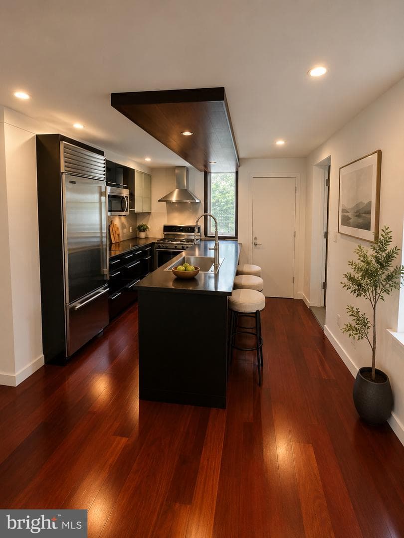 1345 E Berks Street photo 5