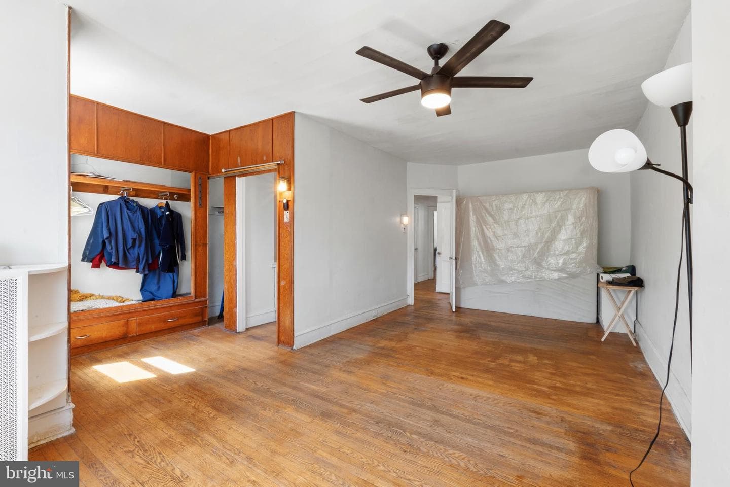 6211 Wayne Avenue photo 31