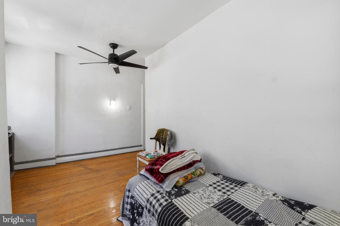 6211 Wayne Avenue photo 33
