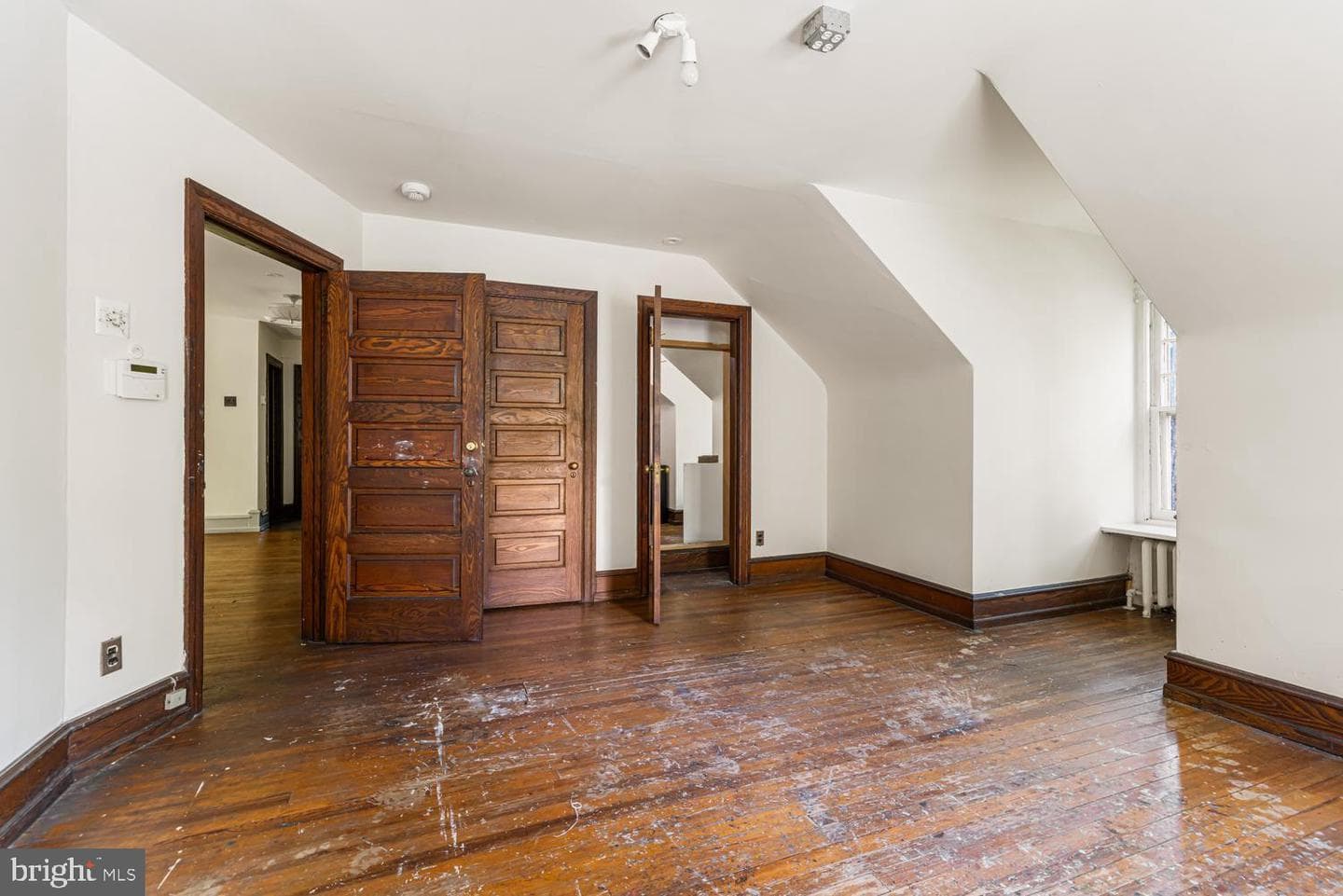 601 W Hortter Street photo 43