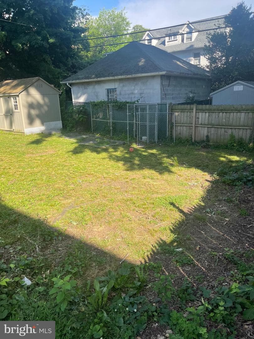6416 Overbrook Avenue photo 5