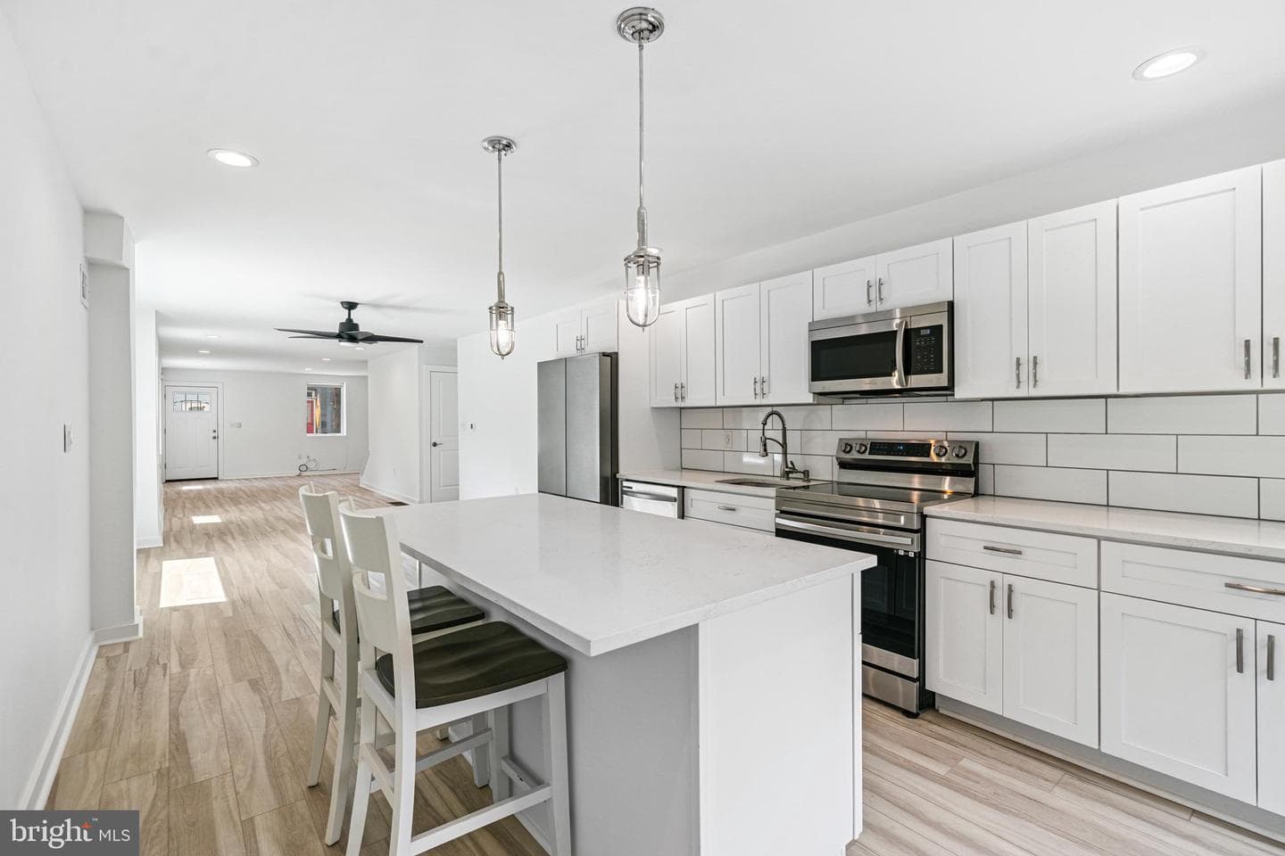 140 W Price St photo 10