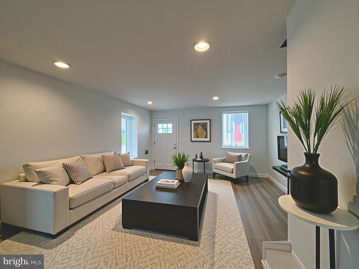 140 W Price St photo 5