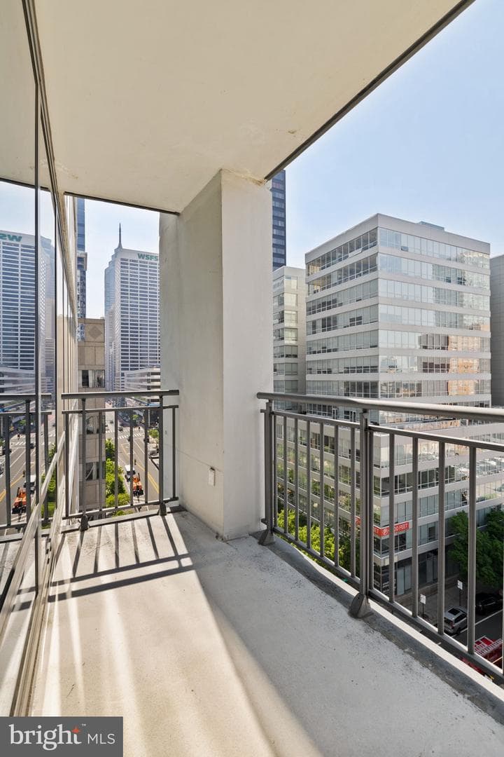 2101 Market Street #805 photo 16