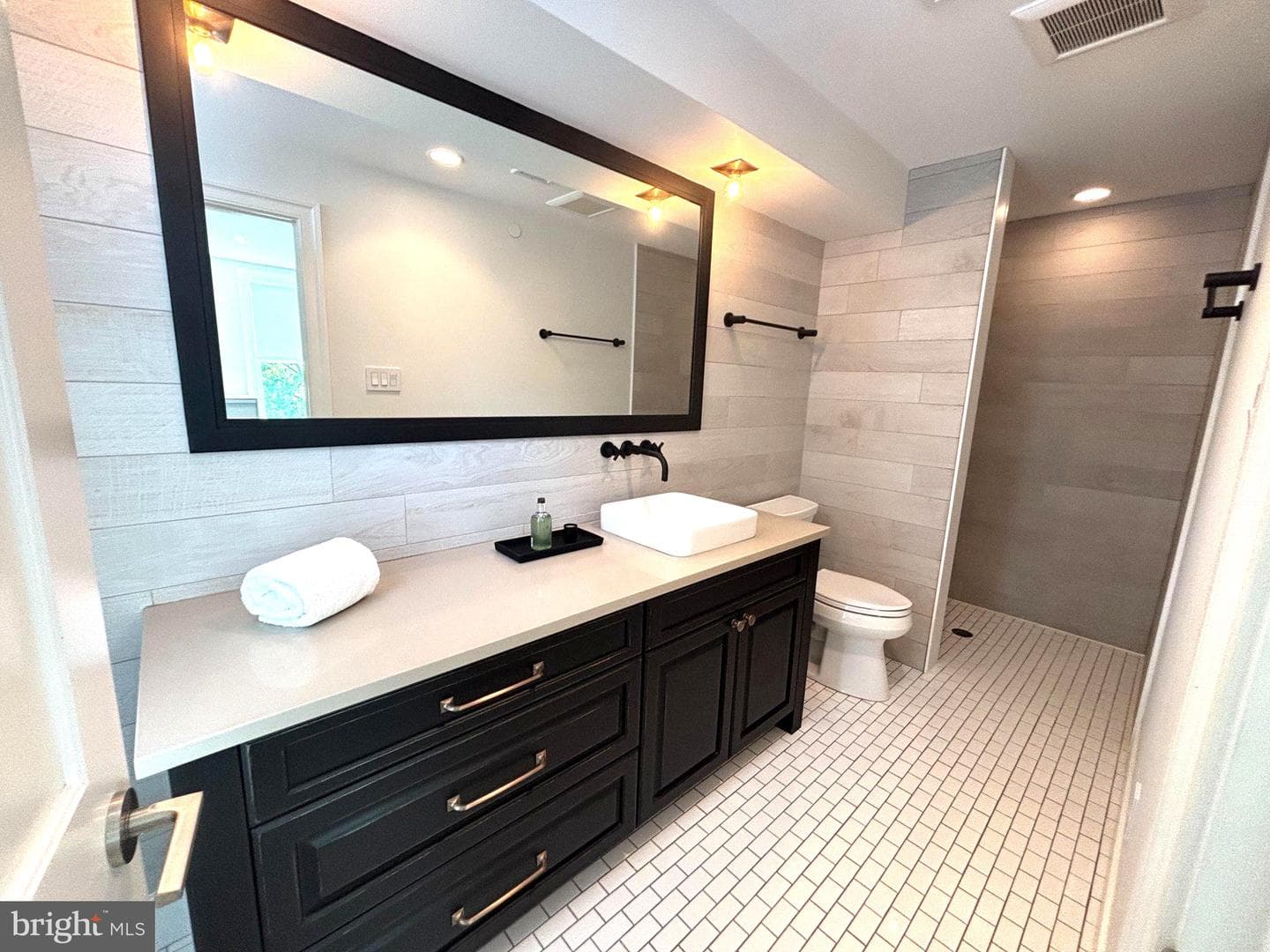 1800 Pine Street #103 photo 24