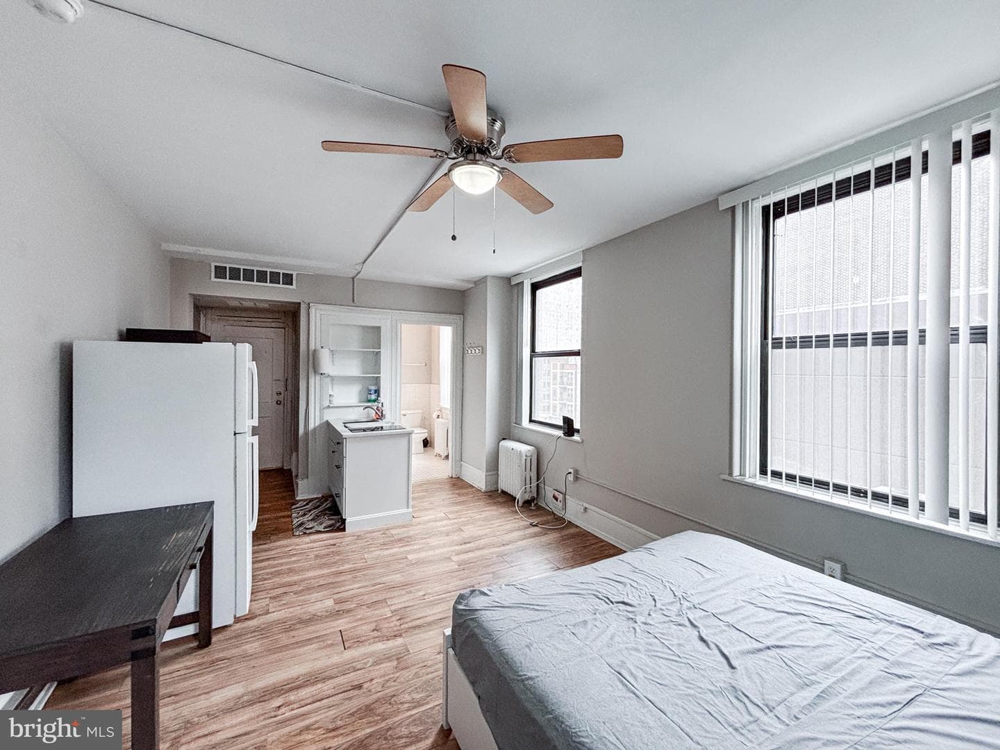 1324 Locust St # 604 photo 5