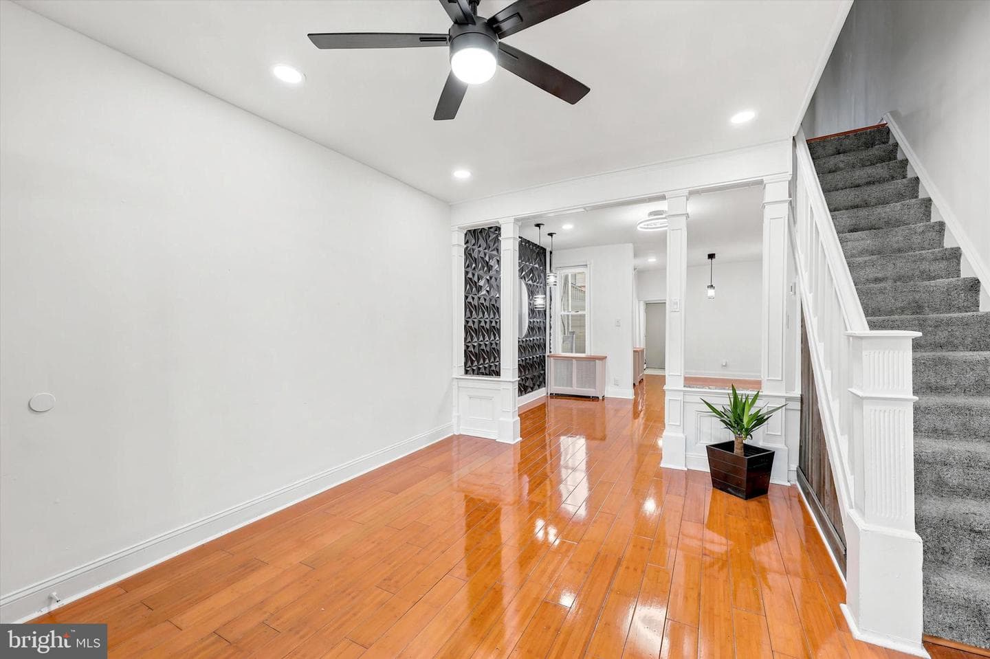 3010 Aramingo Avenue photo 4
