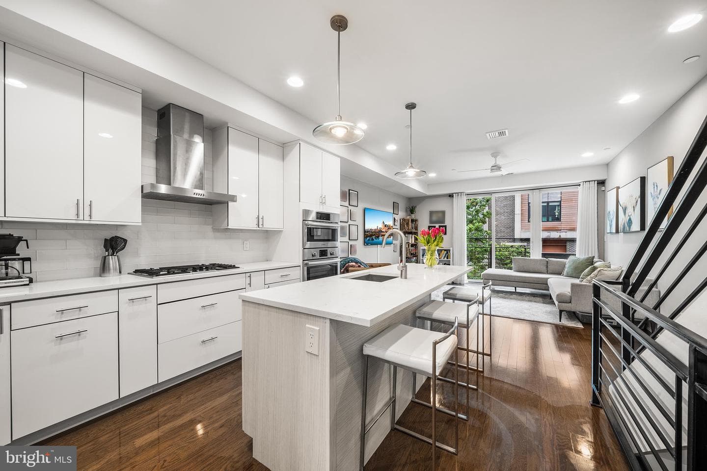 1010 S 17th Street #b, Philadelphia