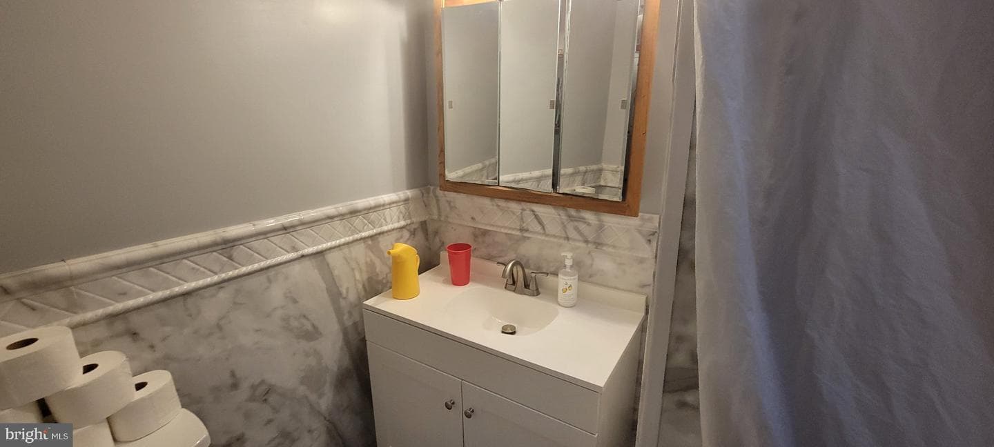 5803 Cedar Avenue photo 15