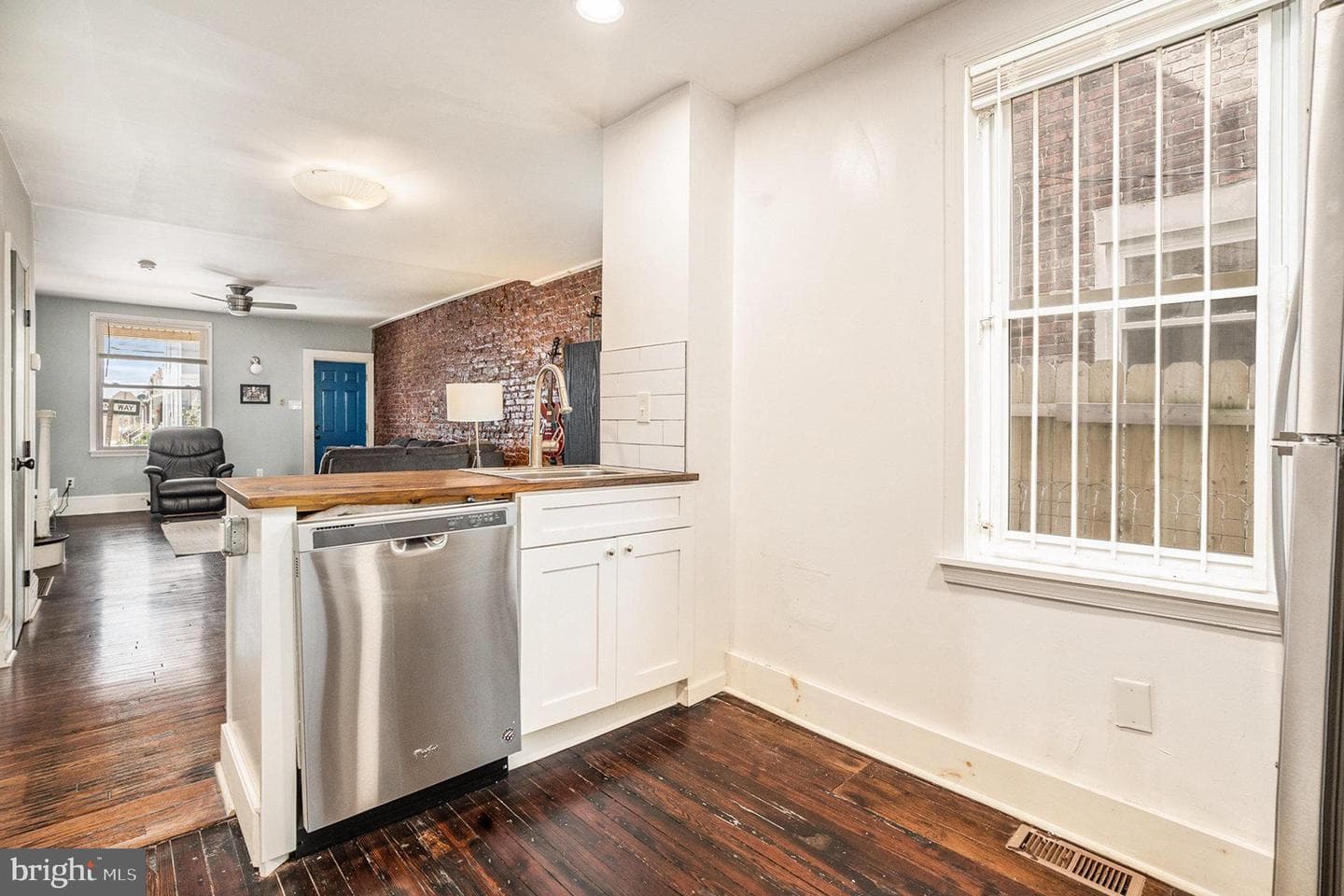 2135 Mifflin Street photo 10