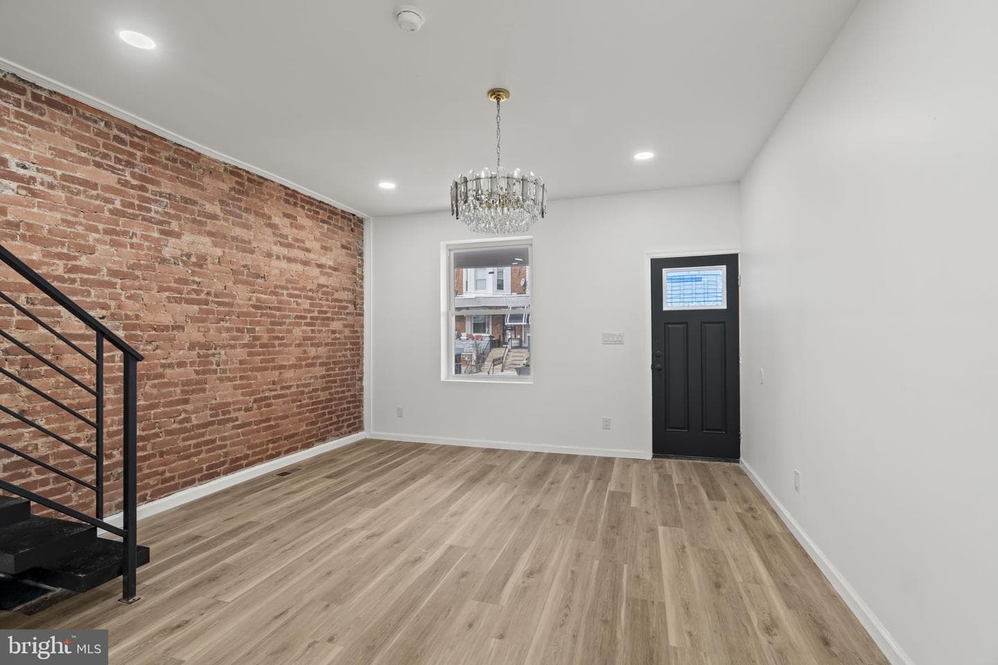 5616 Hunter Street photo 6