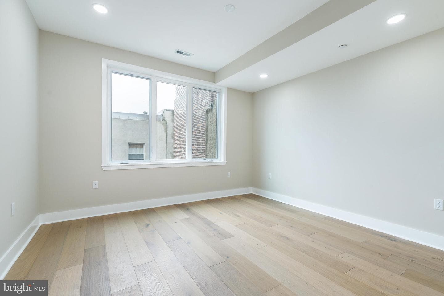1437 S 8th Street photo 36