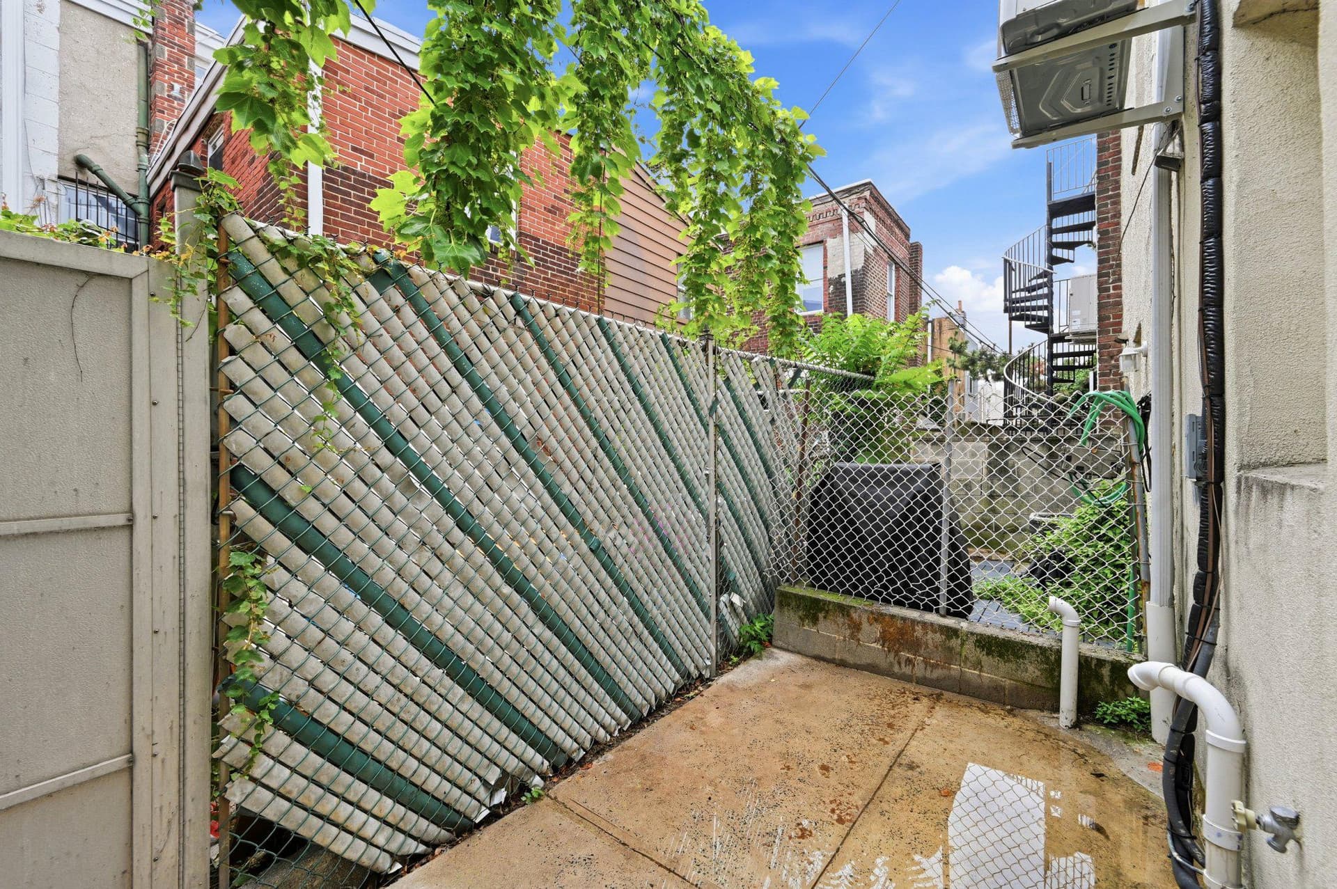 1207 S Marshall Street photo 14