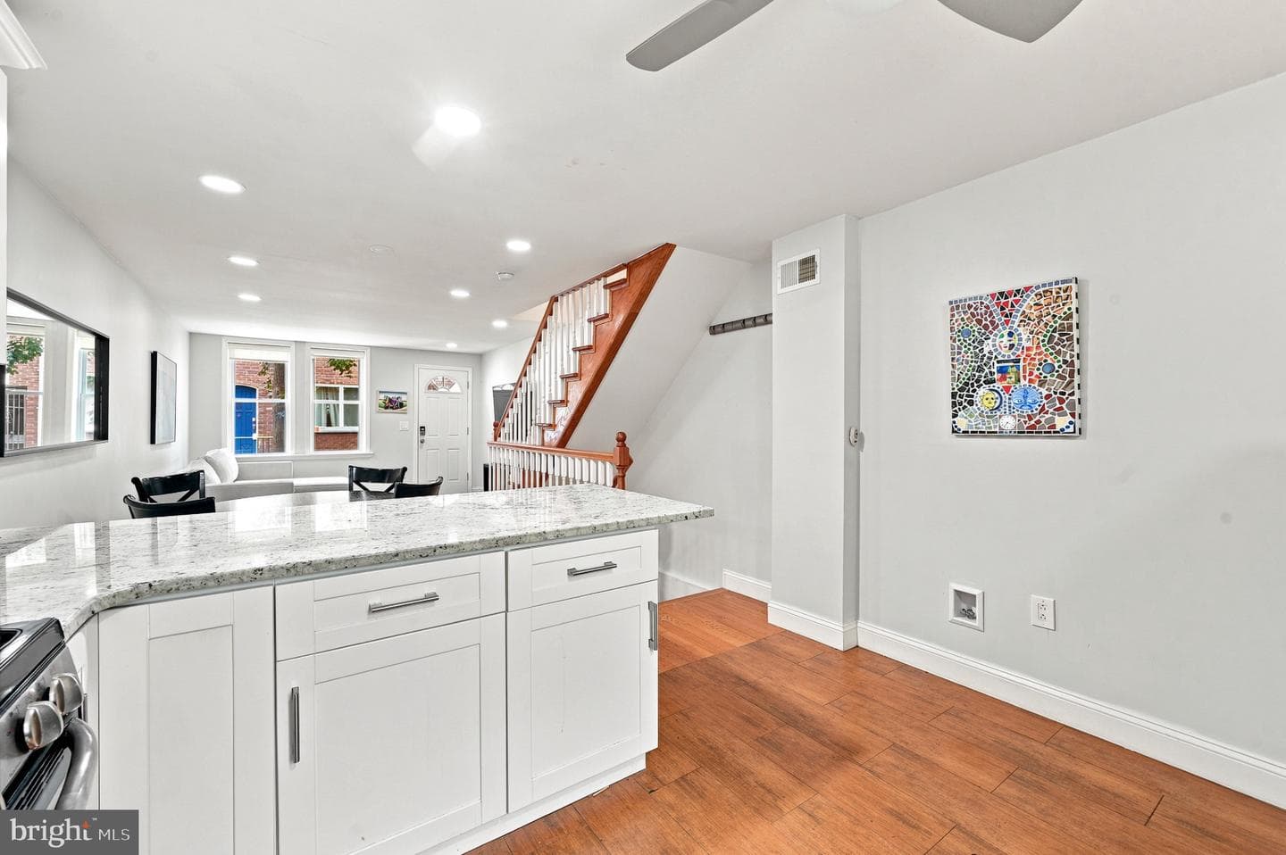 1207 S Marshall Street photo 6