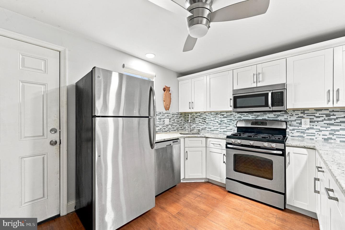 1207 S Marshall Street photo 7