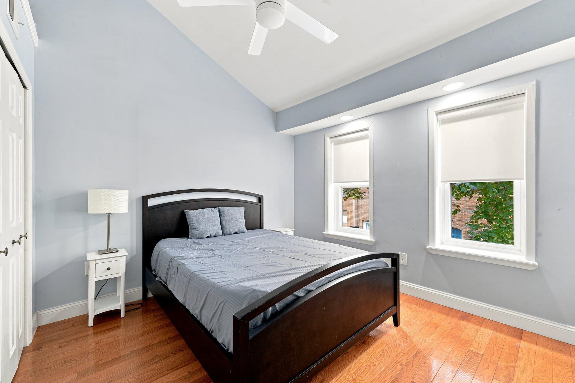 1207 S Marshall Street photo 9