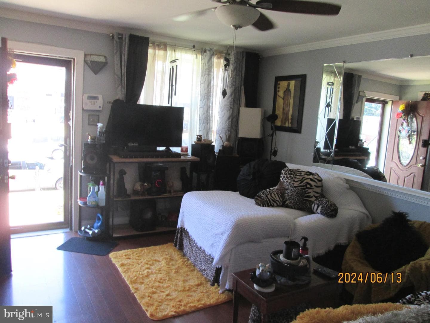 3427 Stanwood St photo 10