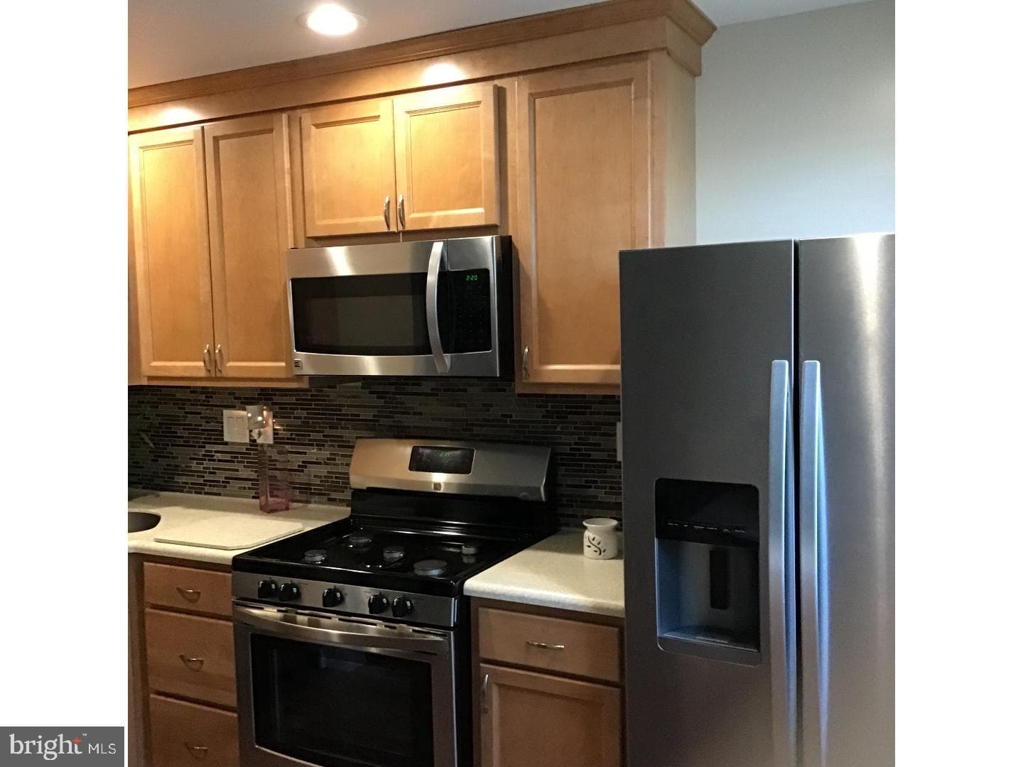 3427 Stanwood St photo 5