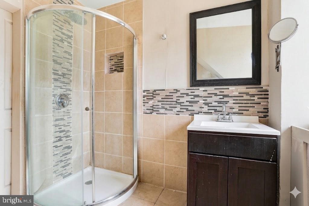 1421 W Fisher Avenue photo 21