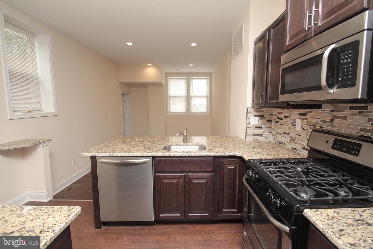 1823 N 19th Street photo 4