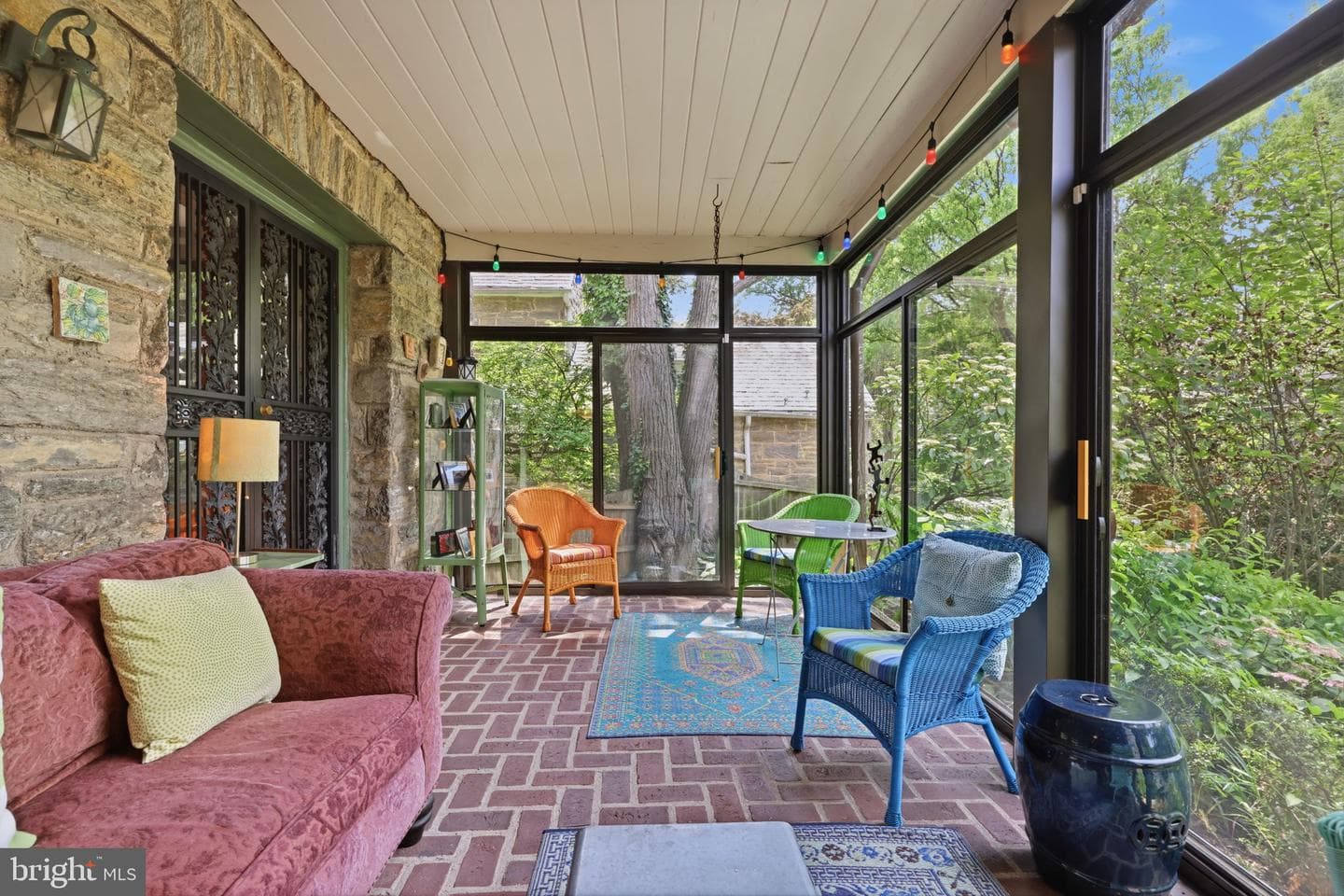 509 E Roumfort Road photo 33