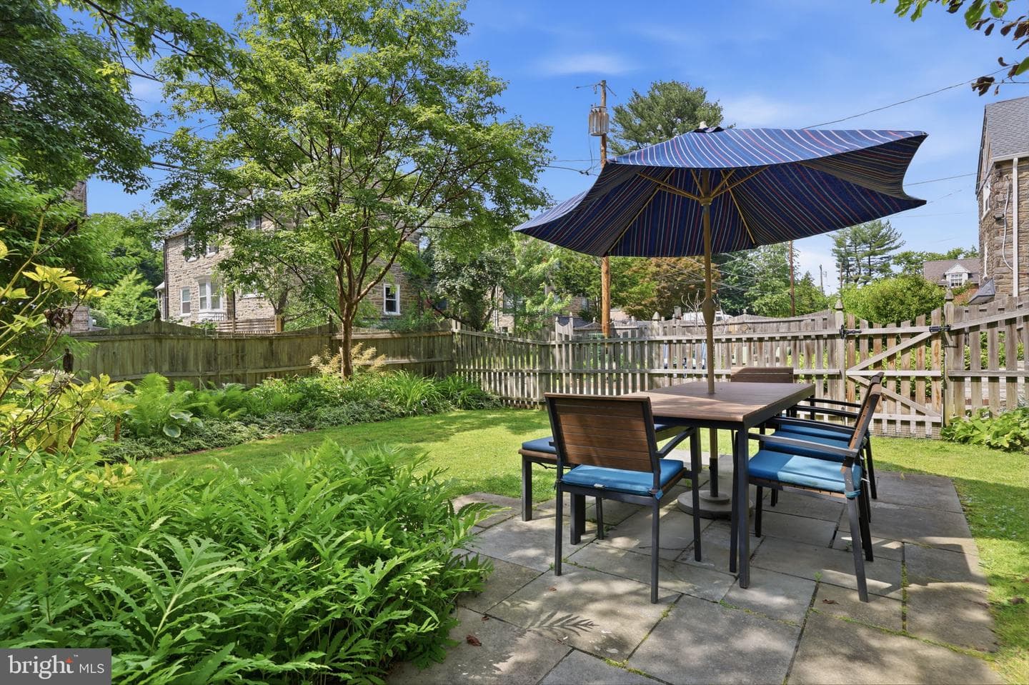 509 E Roumfort Road photo 35