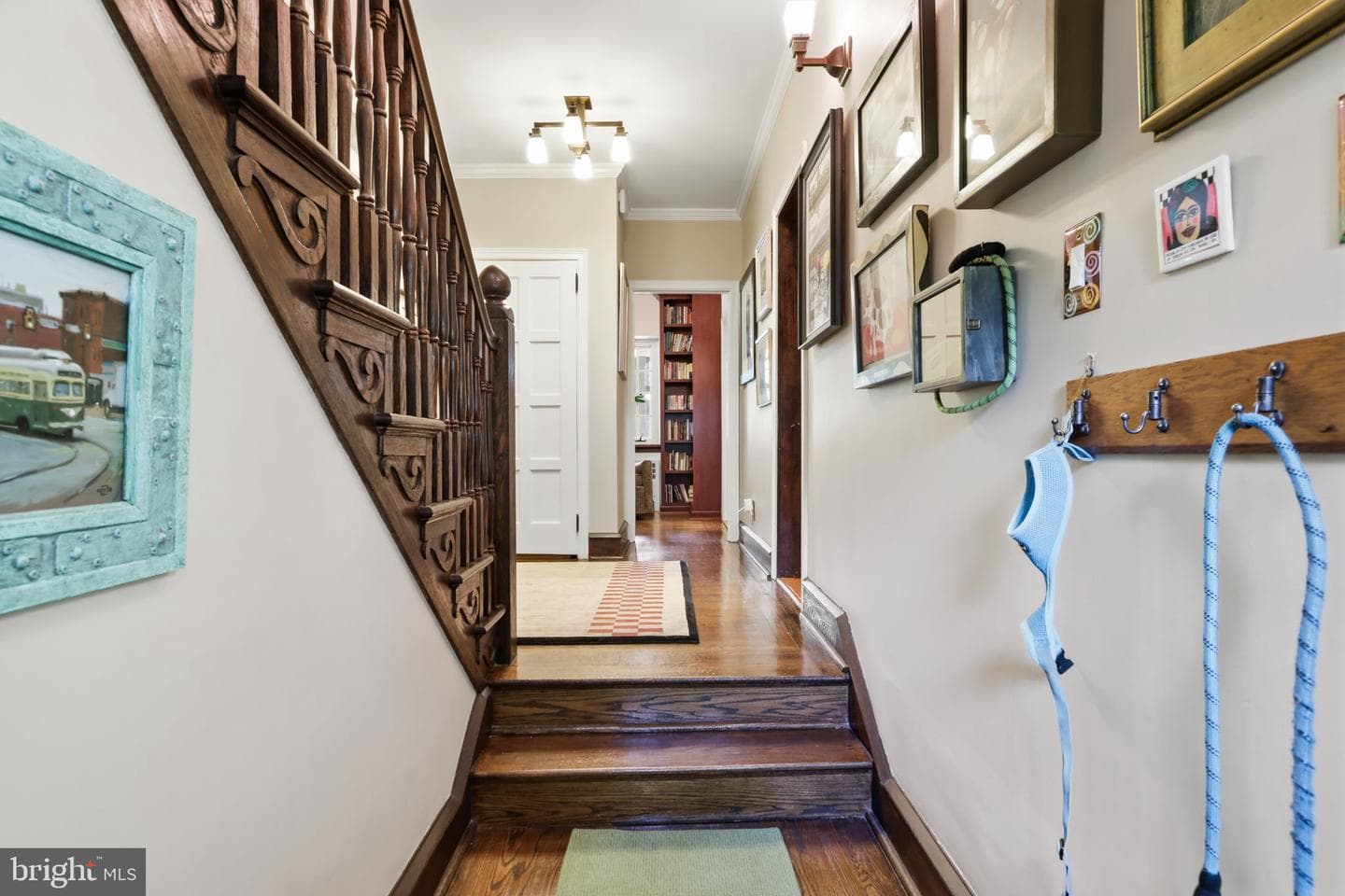 509 E Roumfort Road photo 4