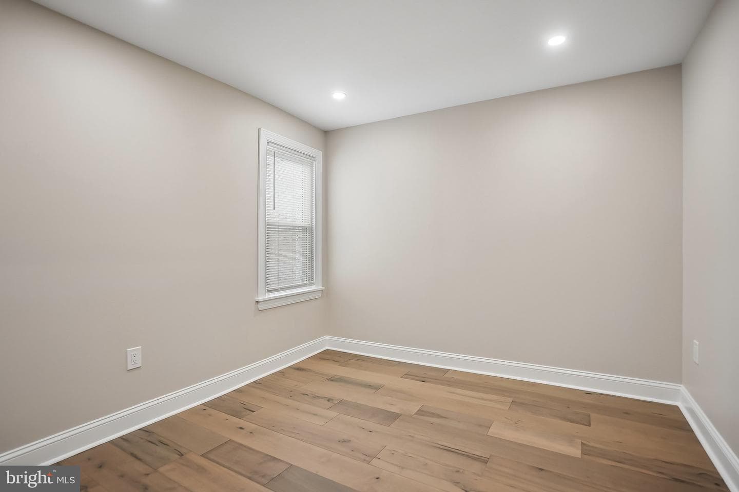6026 Cedarhurst St photo 22