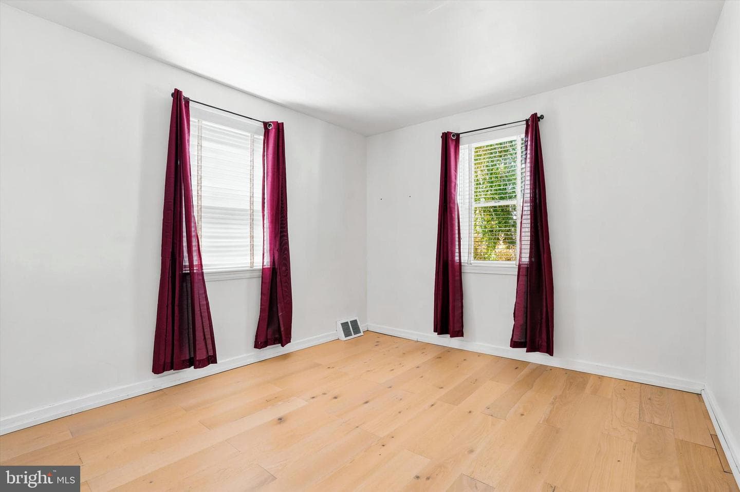 3112 Fordham Road photo 14