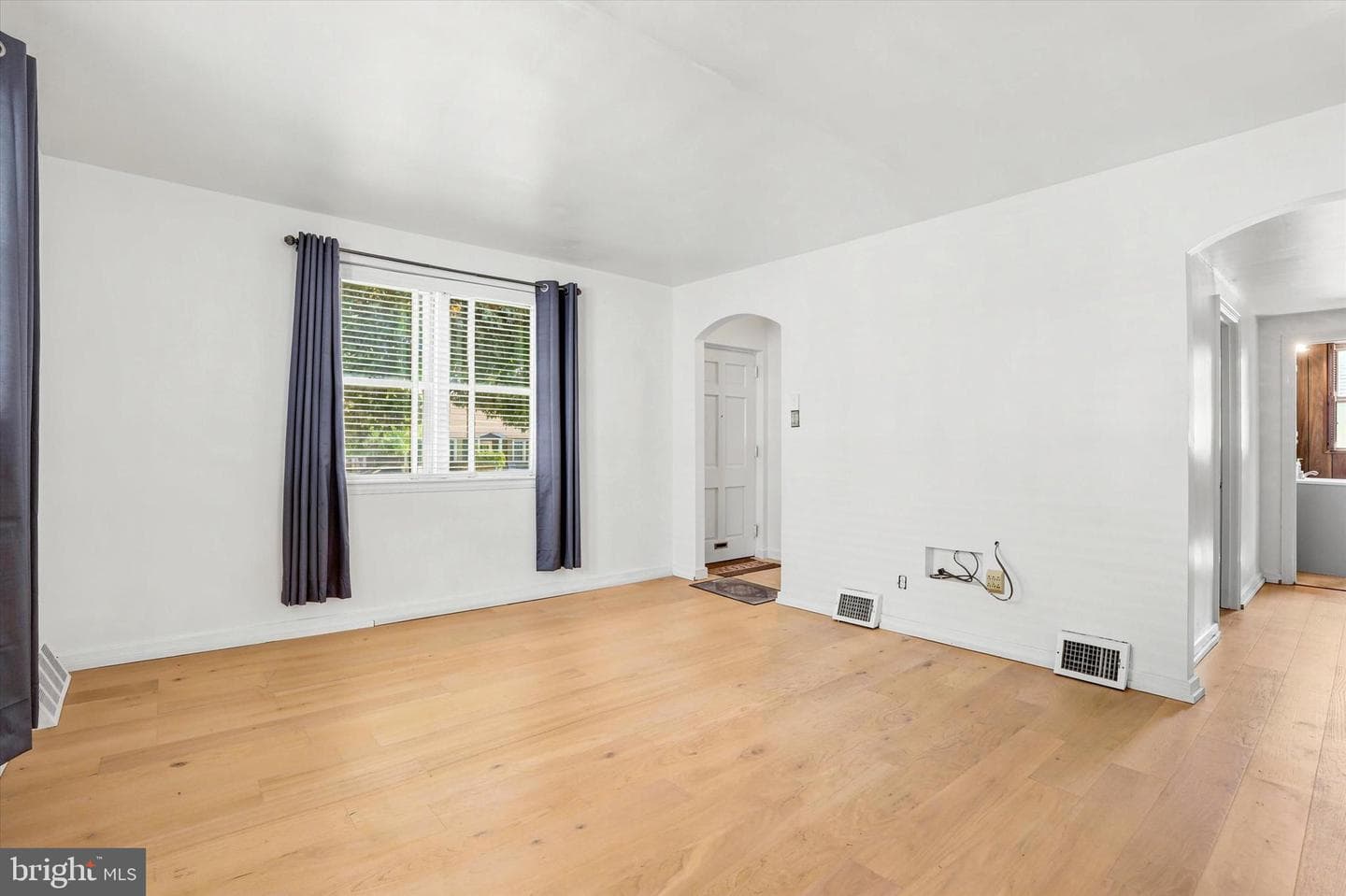 3112 Fordham Road photo 4