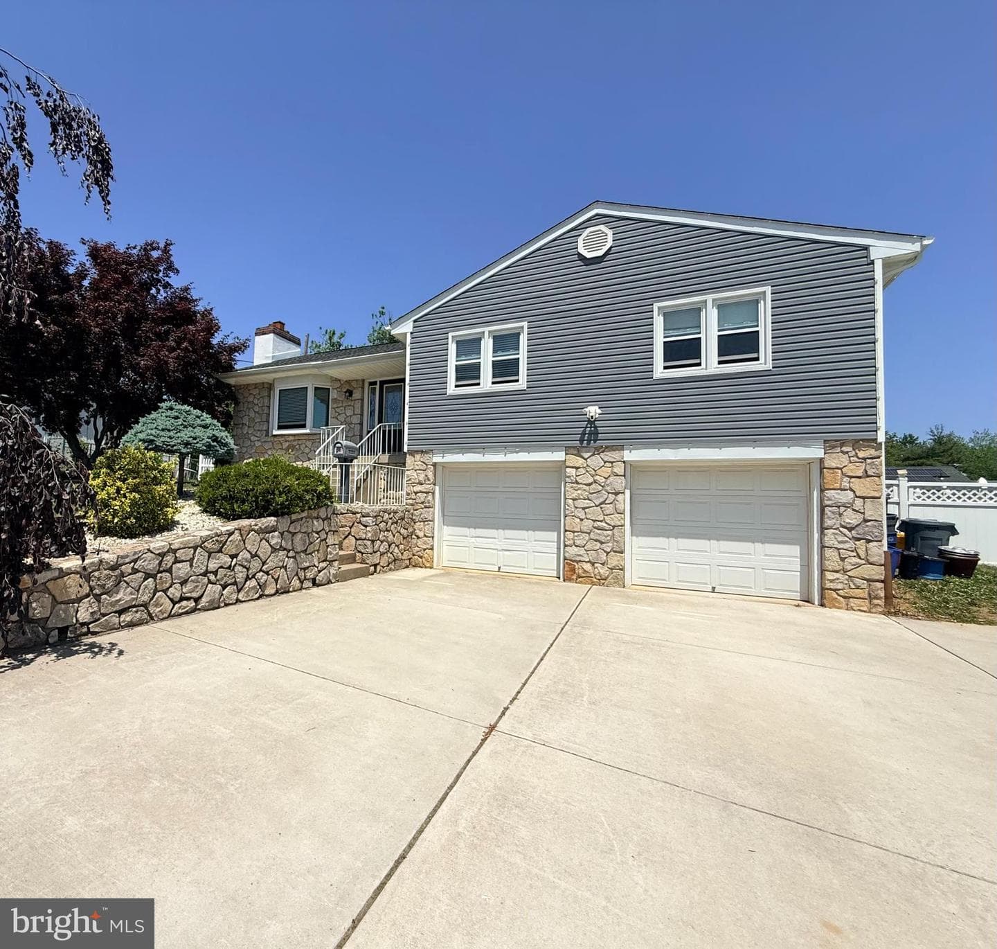 3737 President Street photo 12