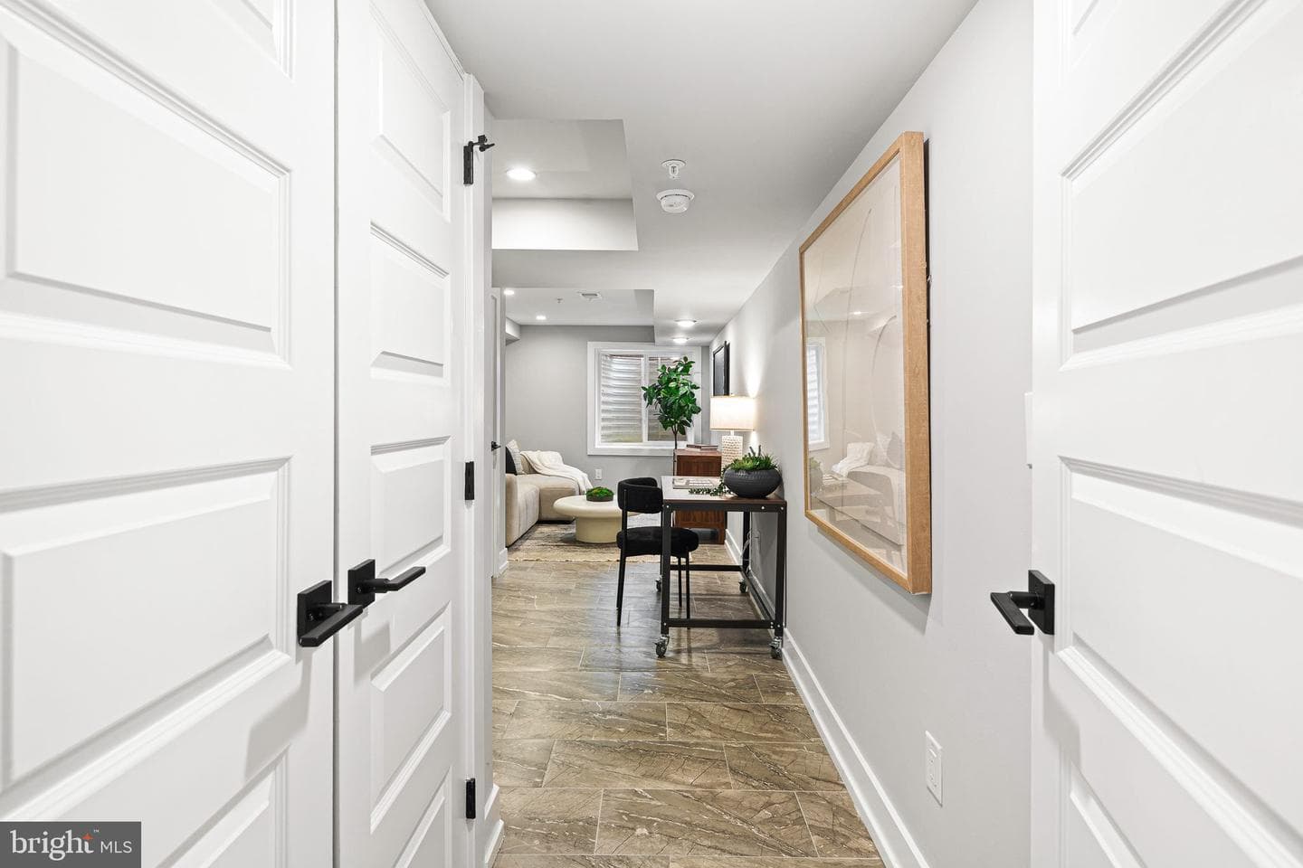 1135 E Berks Street photo 15