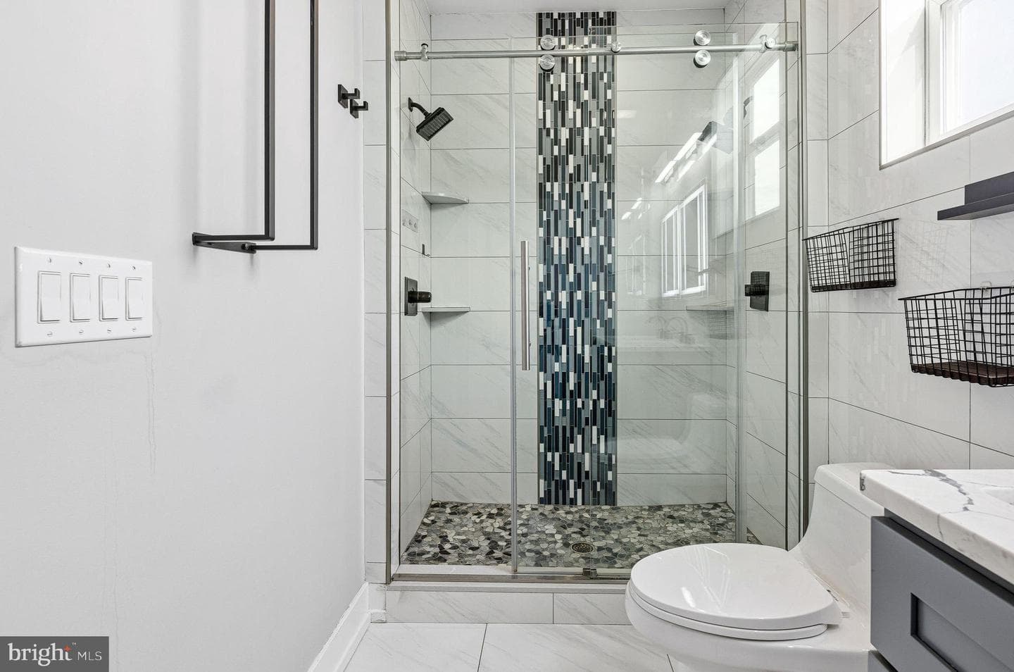 1135 E Berks Street photo 30