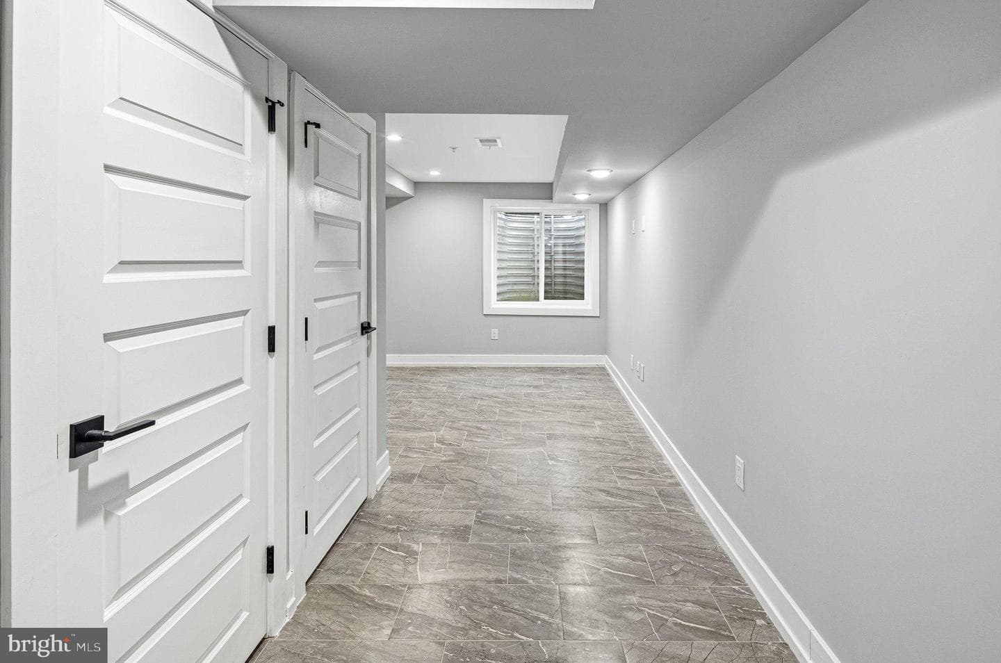 1135 E Berks Street photo 46