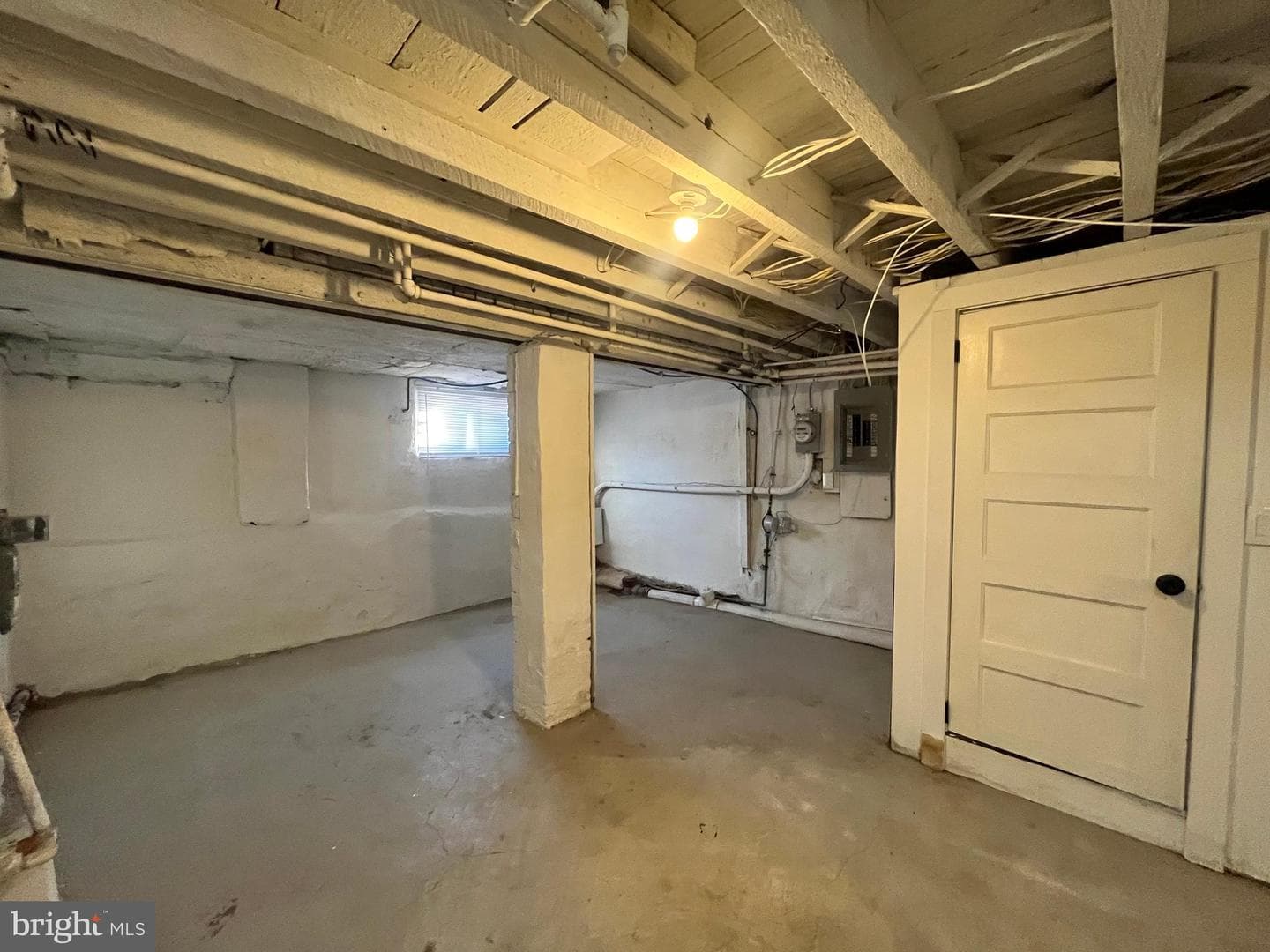 5745 Hunter Street photo 30