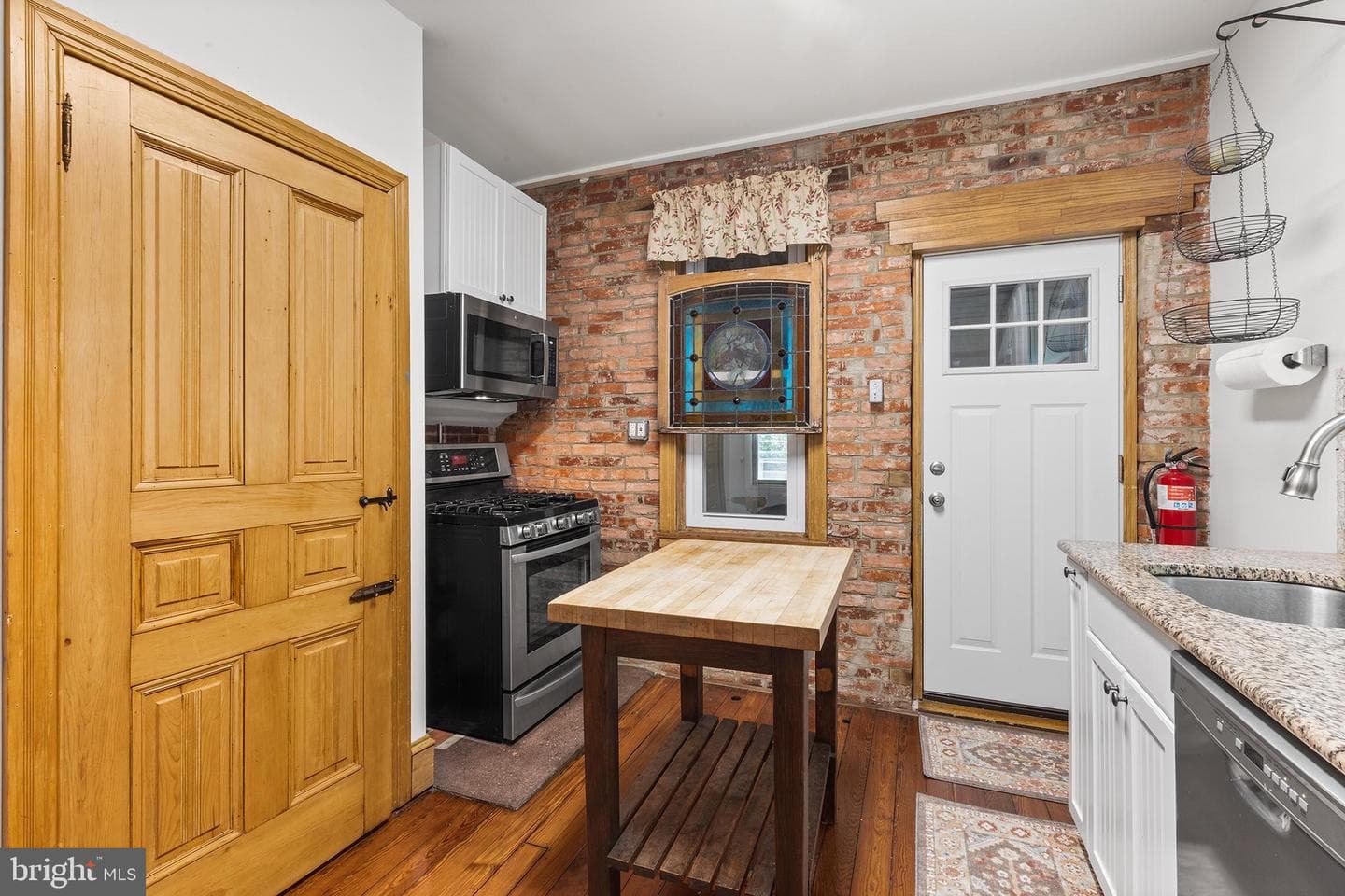 3221 Haverford Avenue photo 8