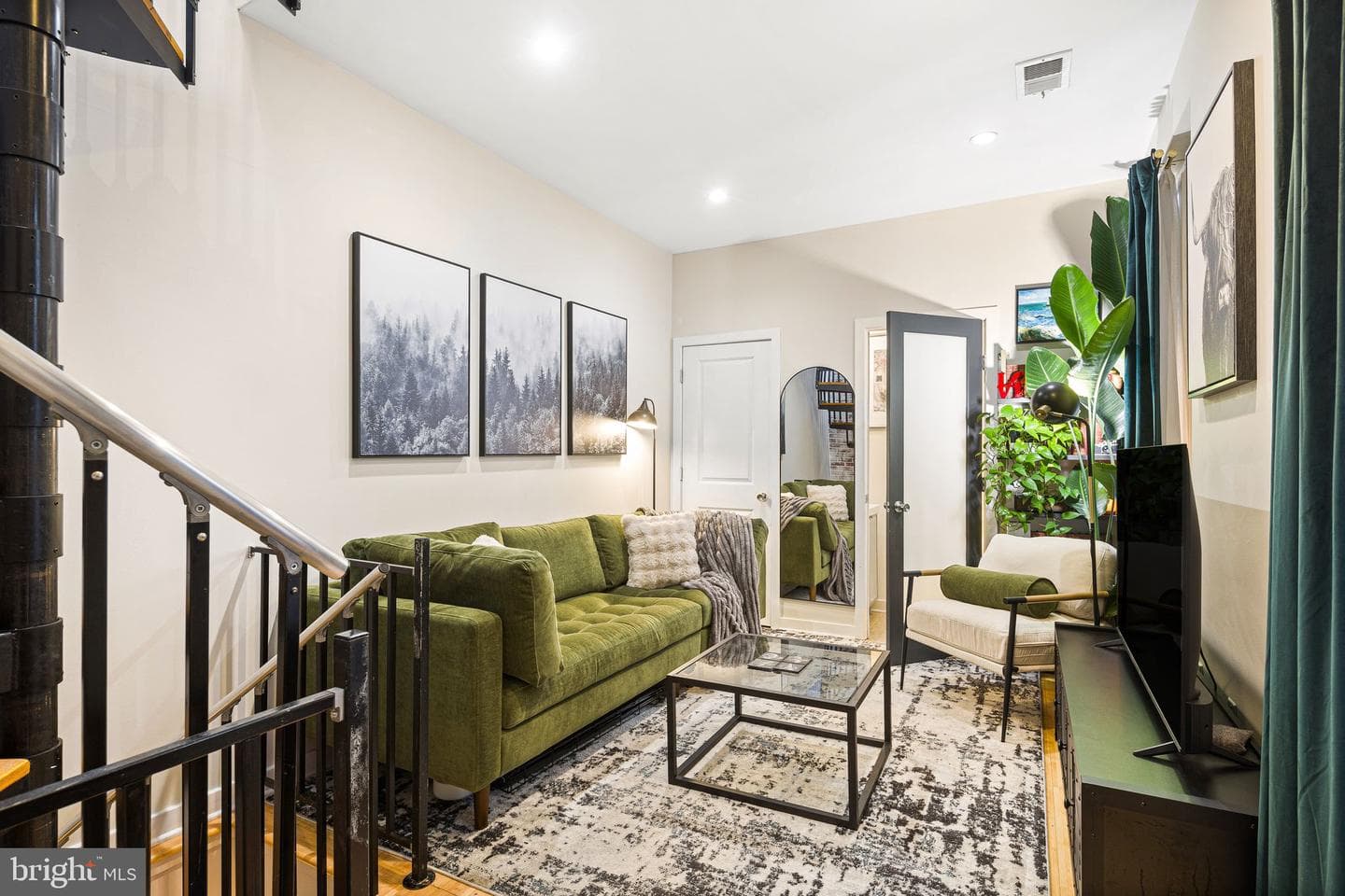 411 S Carlisle St # 4 photo 1