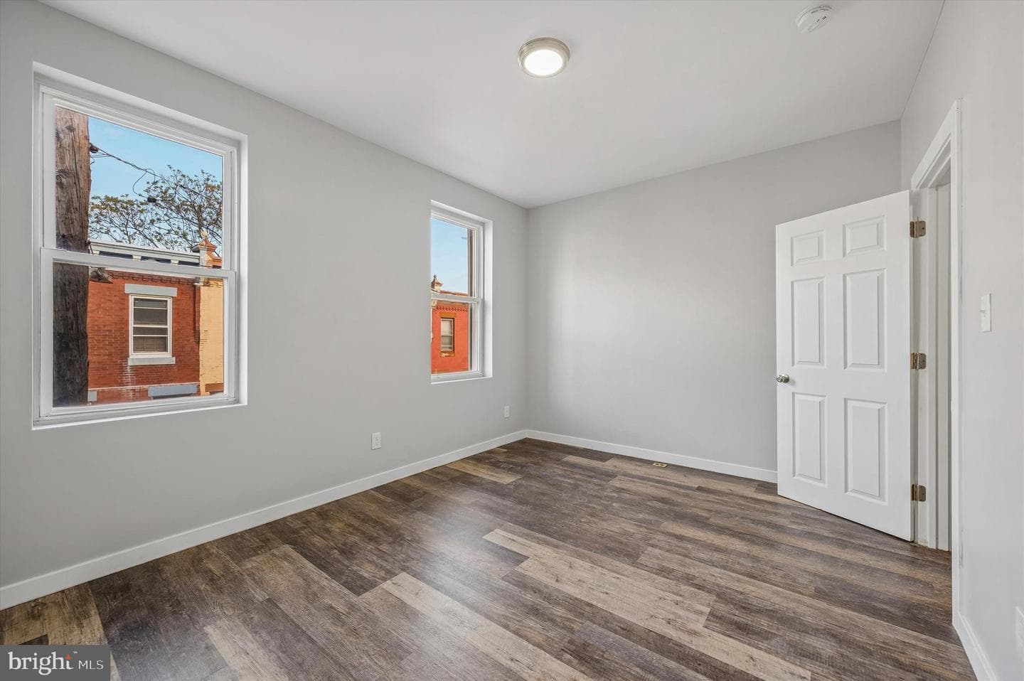 2842 N Bonsall Street photo 8
