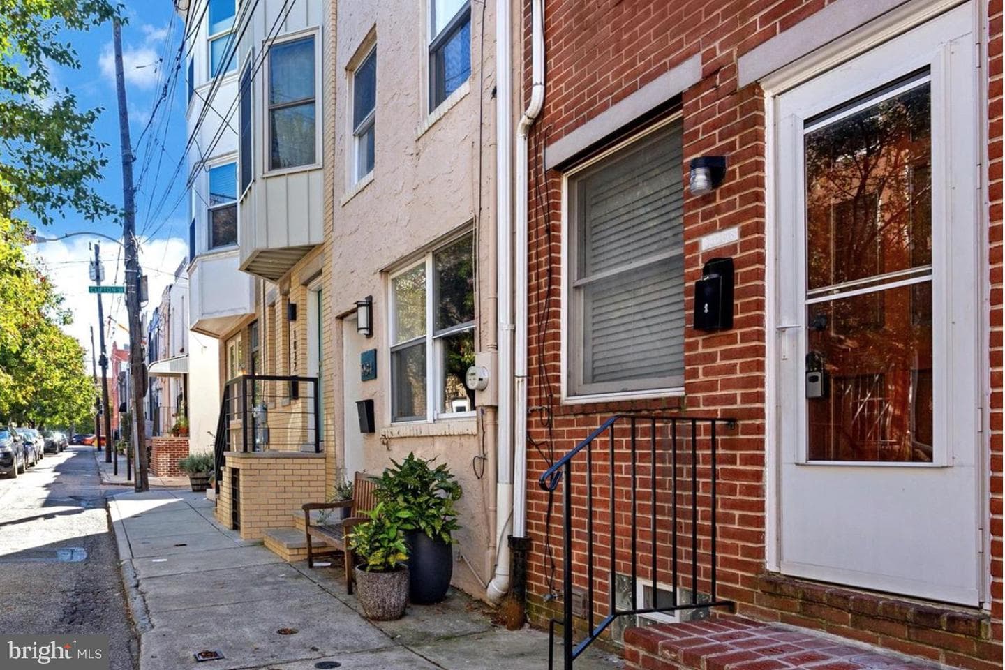 1036 Montrose Street photo 15