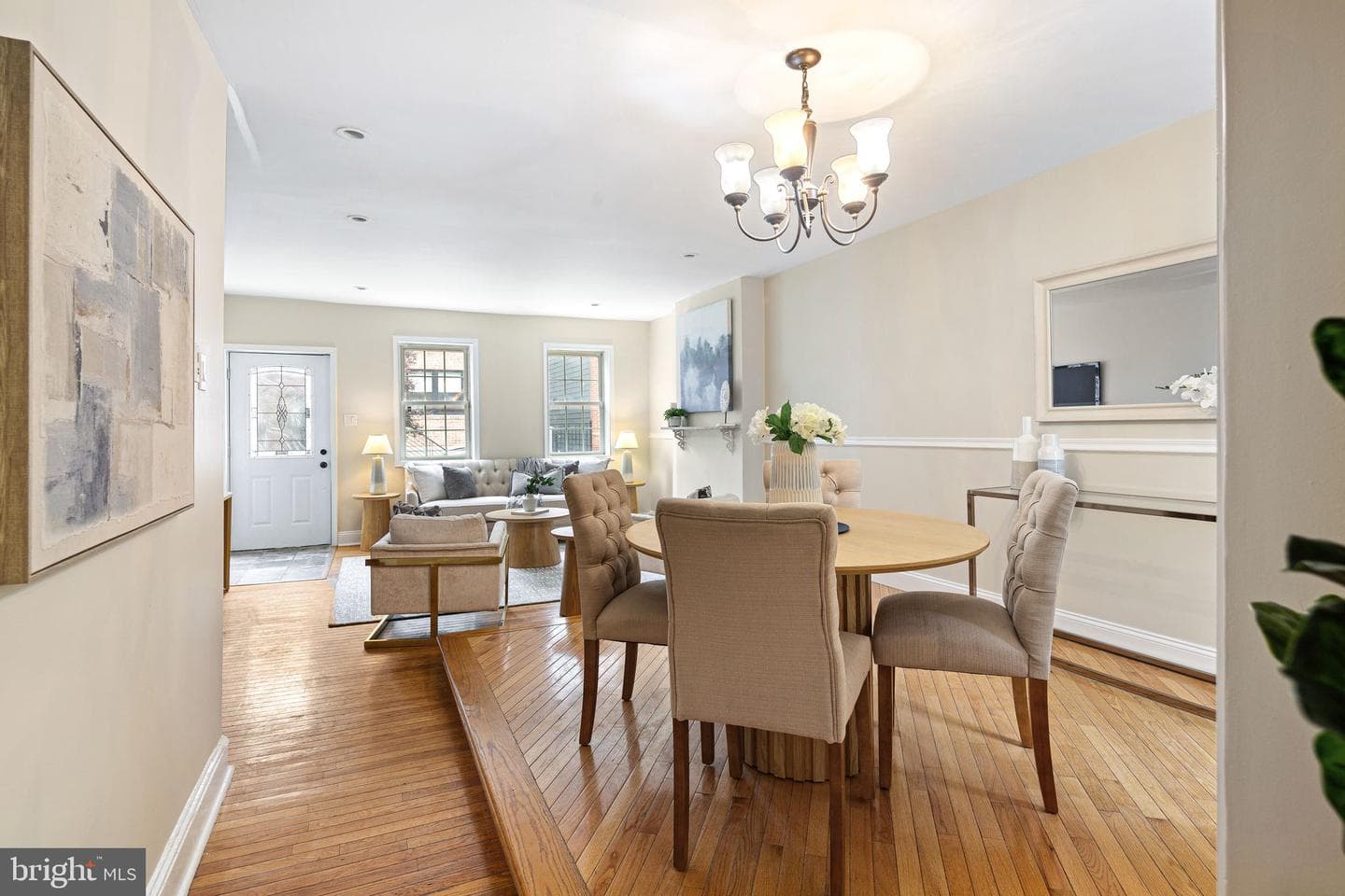 1804 Montrose Street photo 9
