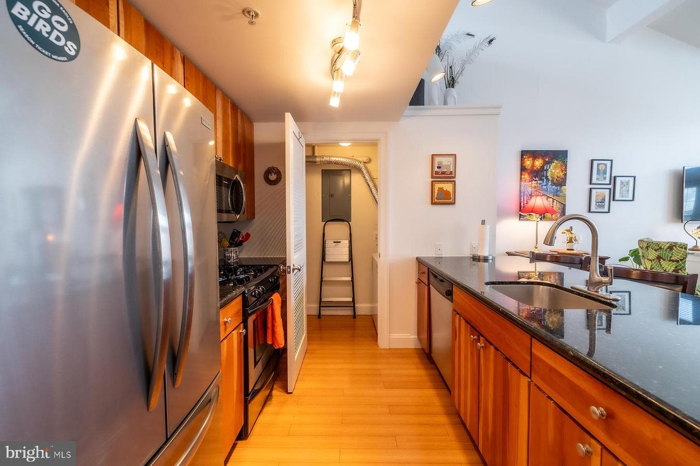 723 Bainbridge Street #d photo 14