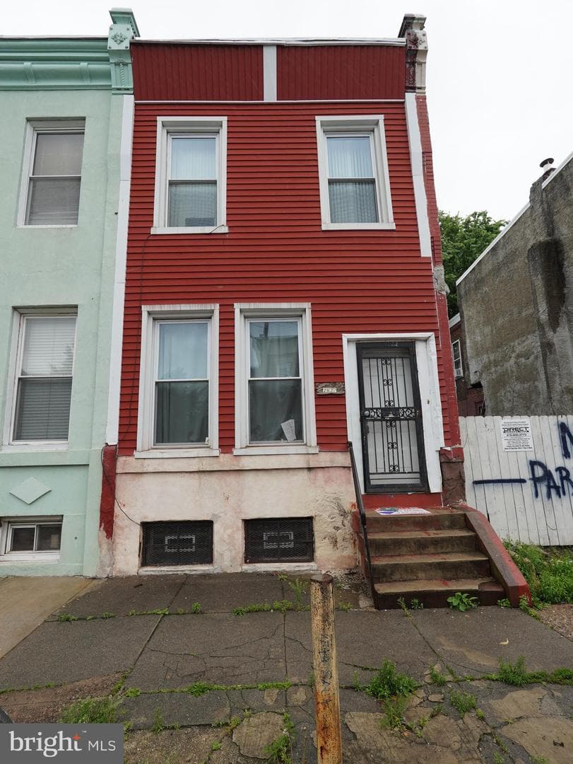 2827 N 9th Street