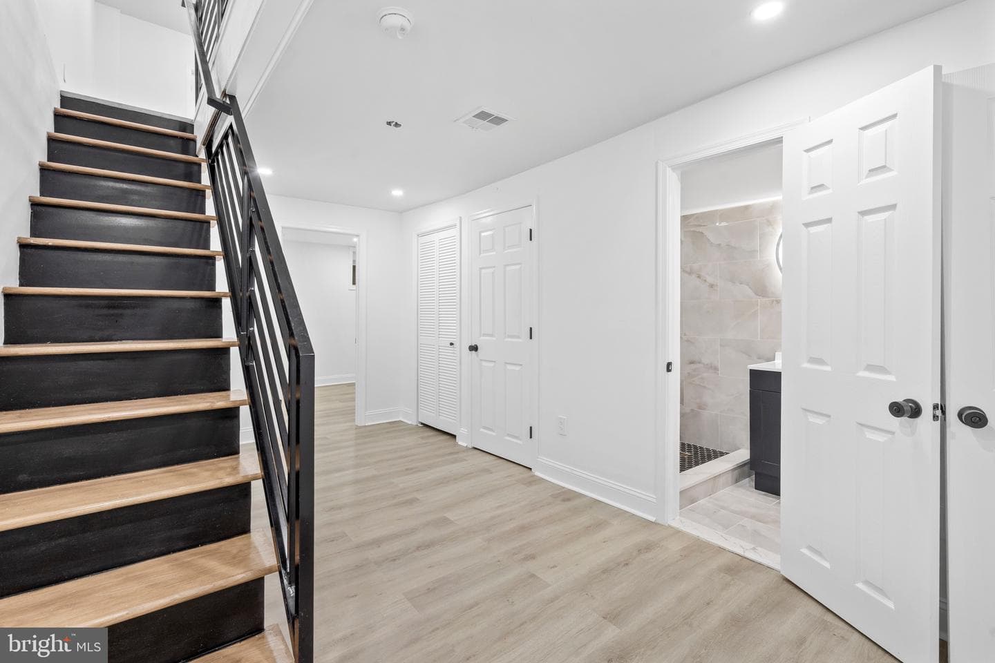 4642 Hurley Street photo 23
