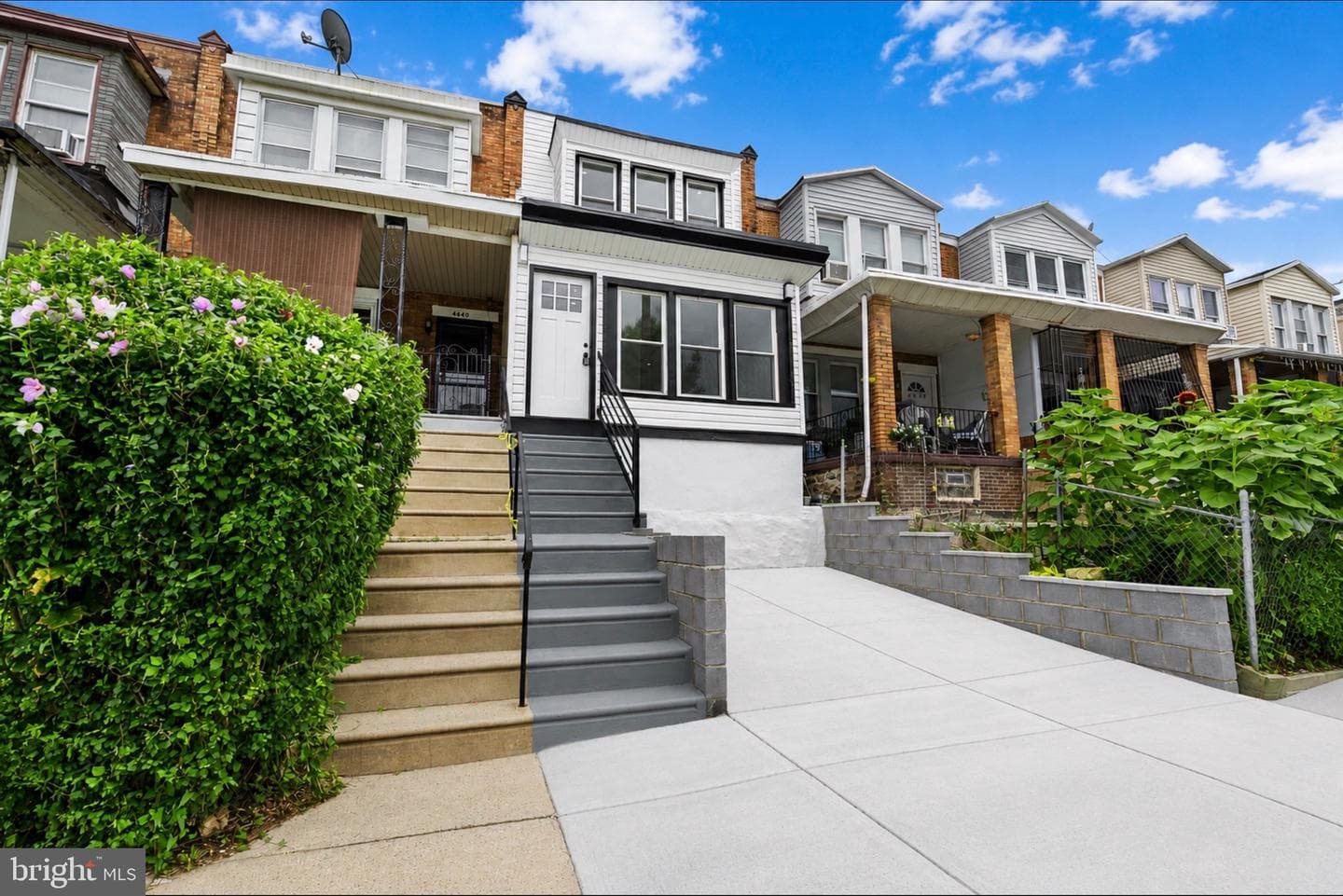 4642 Hurley Street photo 3