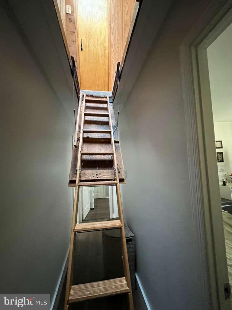 10215 Murty Lane photo 44